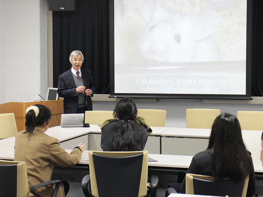 Highschool students from Gunma visit BRI